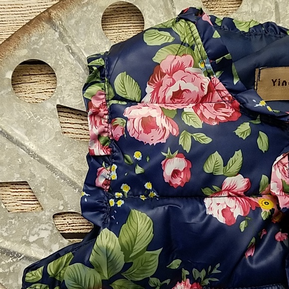 New Girls Navy Ruffled Autumn Winter Puffer Vest - Picture 5 of 8